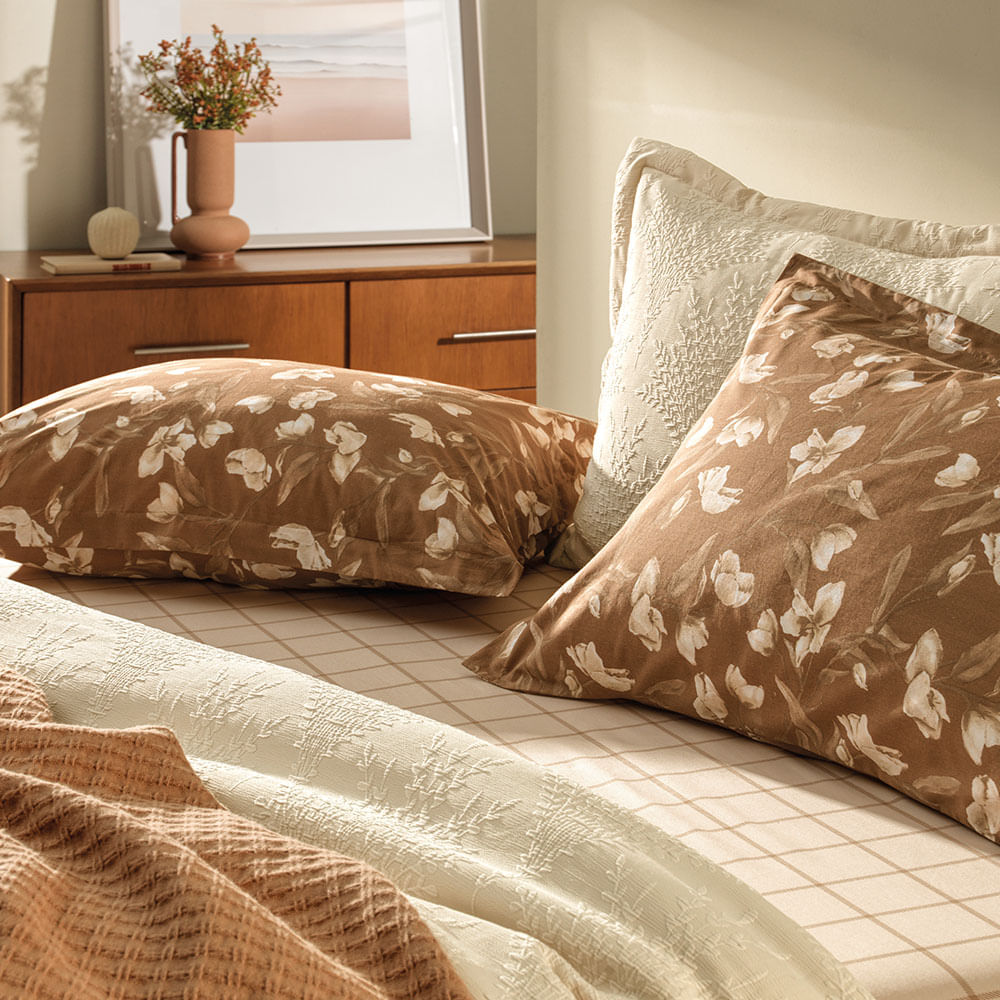 Kit 2 Fronhas 50x70 cm 200 Fios – Maciez, Conforto e Estampa Floral